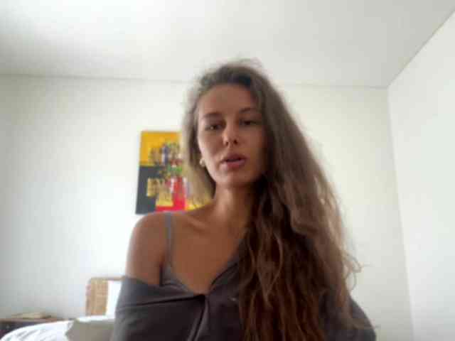 Model: PolinaMayner