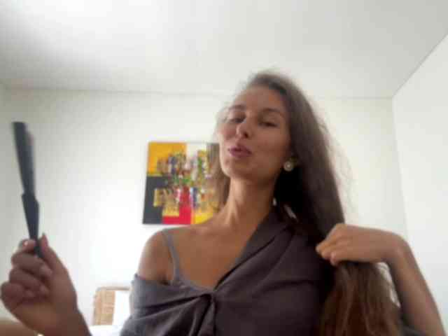 Model: PolinaMayner