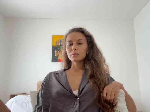 Model: PolinaMayner