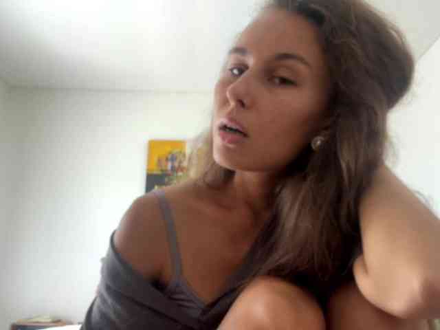 Model: PolinaMayner