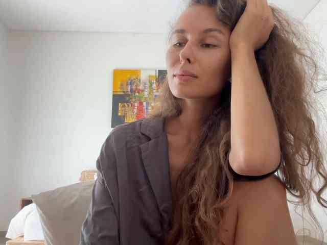 Model: PolinaMayner