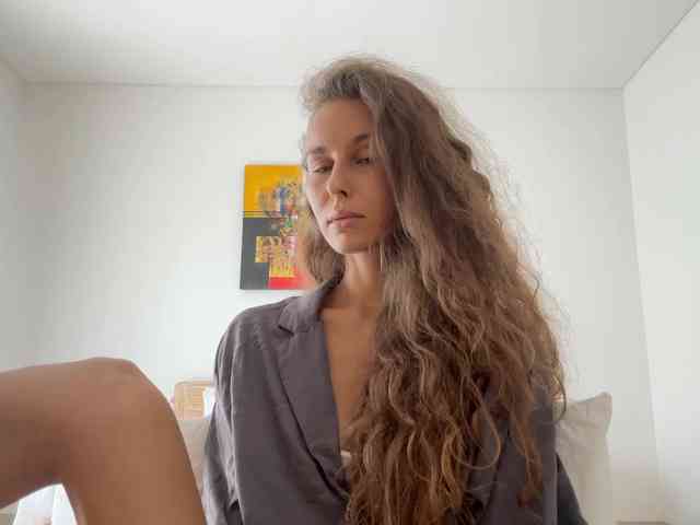 Model: PolinaMayner