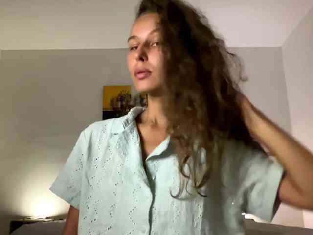 Model: PolinaMayner