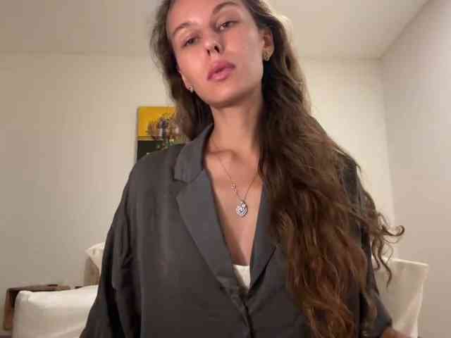 Model: PolinaMayner