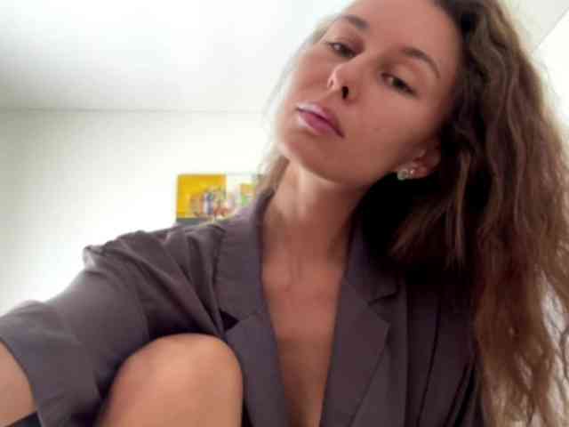 PolinaMayner webcam