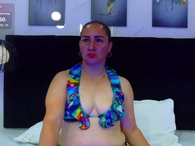 SilverCougar83 live cam on BongaCams