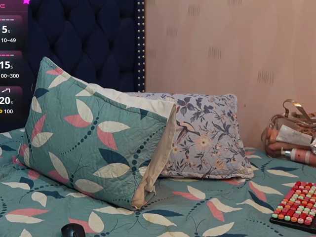 SilverCougar83 live cam on BongaCams