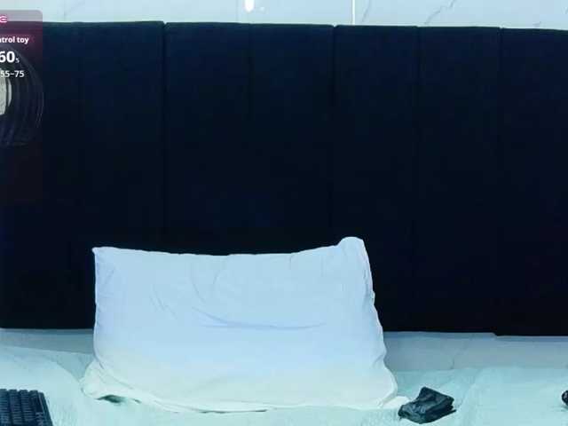 SilverCougar83 live cam on BongaCams
