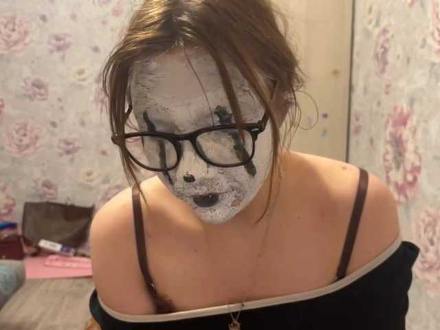AdelineBordley live cam on BongaCams
