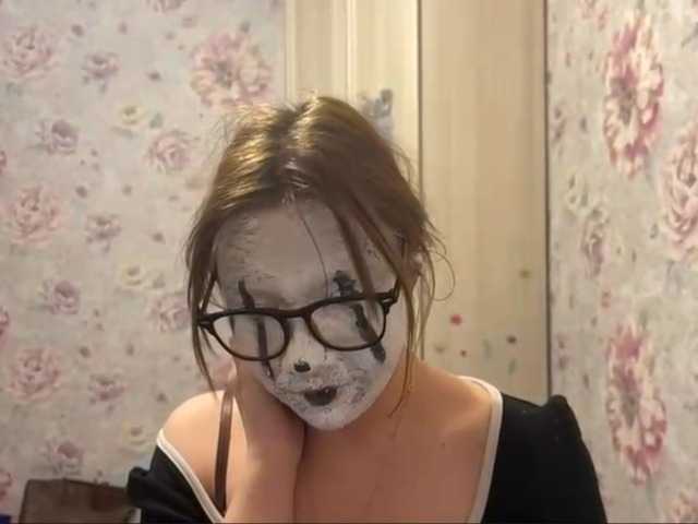 AdelineBordley live cam on BongaCams