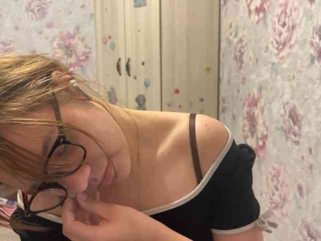AdelineBordley's webcam live show