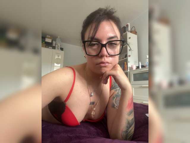 AlisRox webcam