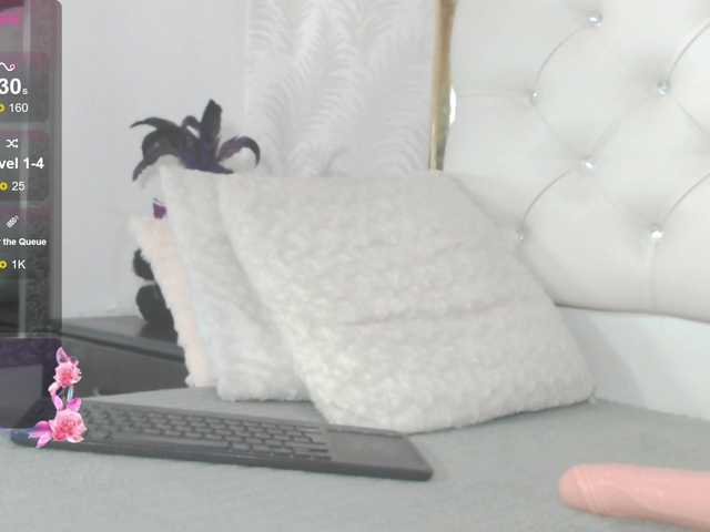 zoeamaranta live cam on BongaCams