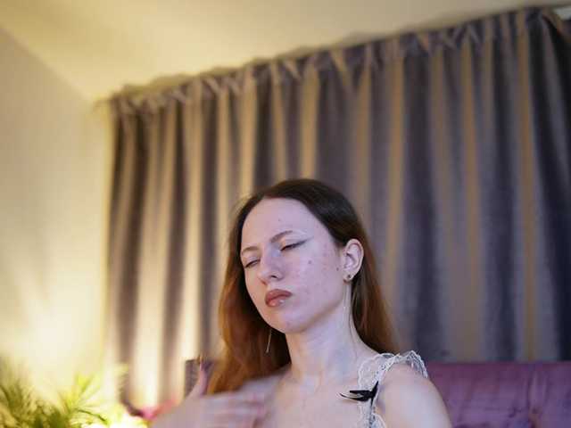AngelaZen live cam on BongaCams