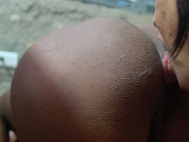 BiOutdoorSex