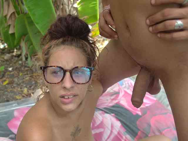 BiOutdoorSex