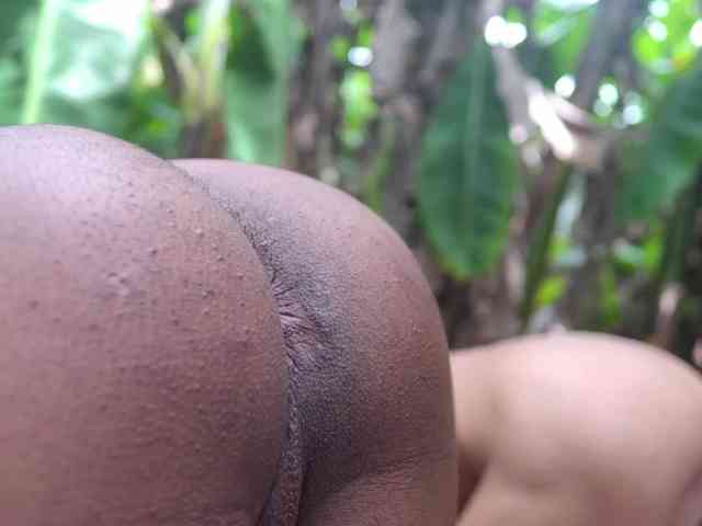 BiOutdoorSex webcam