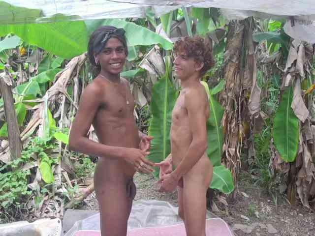 Modelo: BiOutdoorSex