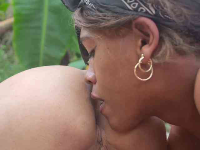 BiOutdoorSex webcam