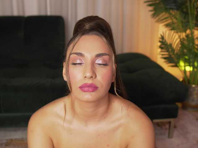 lilyandersonn live cam on BongaCams