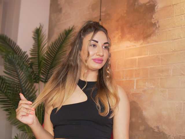lilyandersonn live cam on BongaCams