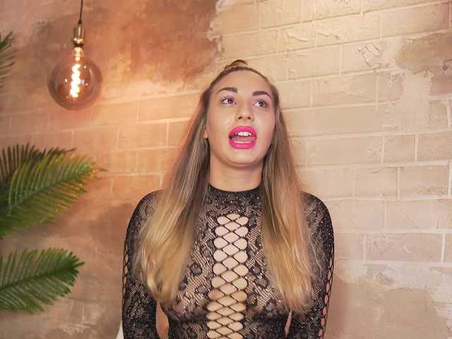 lilyandersonn live cam on BongaCams
