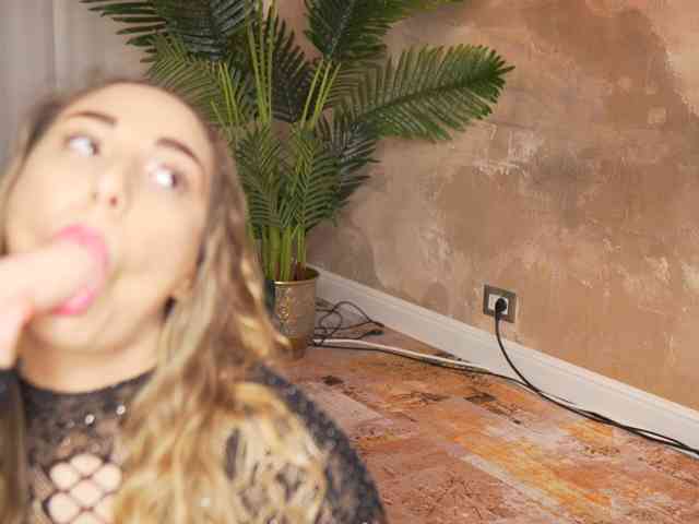 lilyandersonn