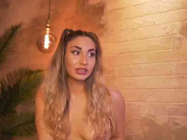 Modella: lilyandersonn