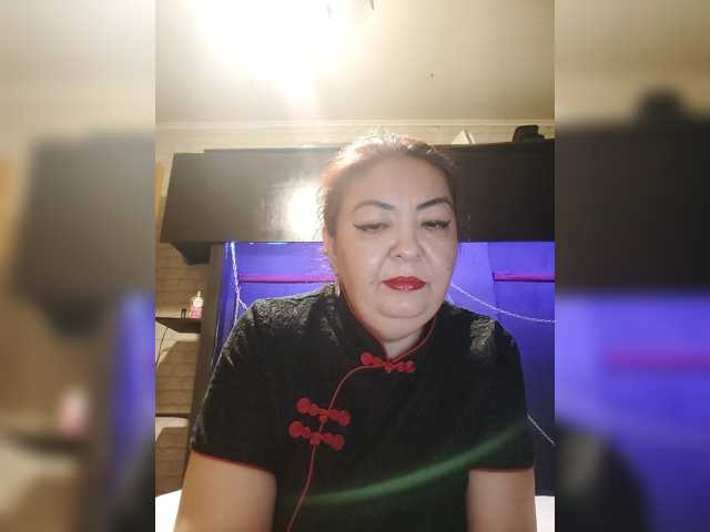 Aiaa live cam on BongaCams