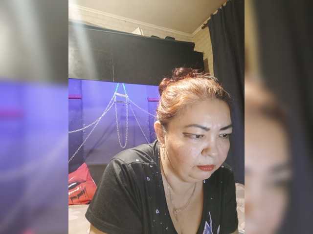 Aiaa, live now on BongaCams
