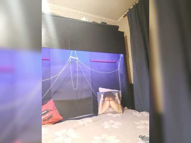 Aiaa, live now on BongaCams