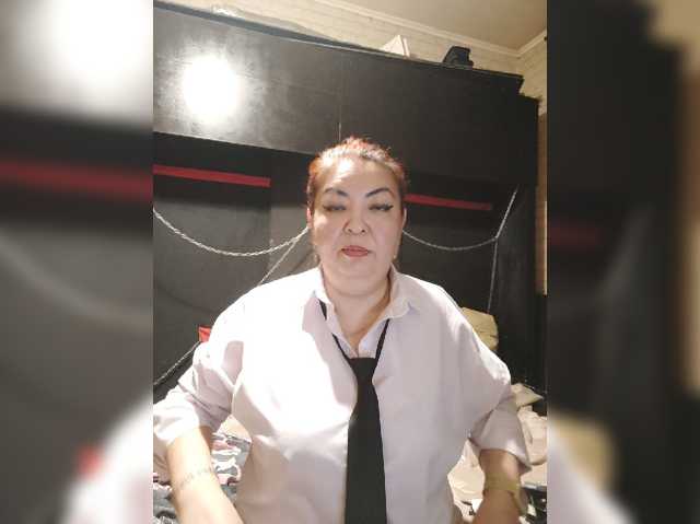 Aiaa live cam on BongaCams