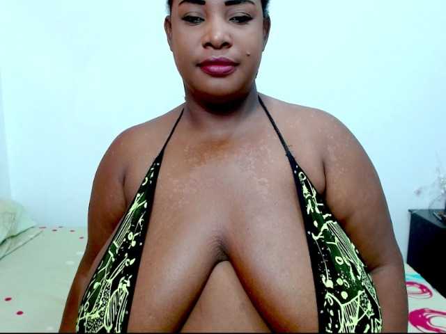 TETONA4U live cam on BongaCams