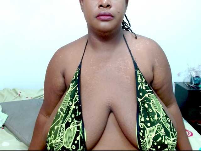 TETONA4U live cam on BongaCams