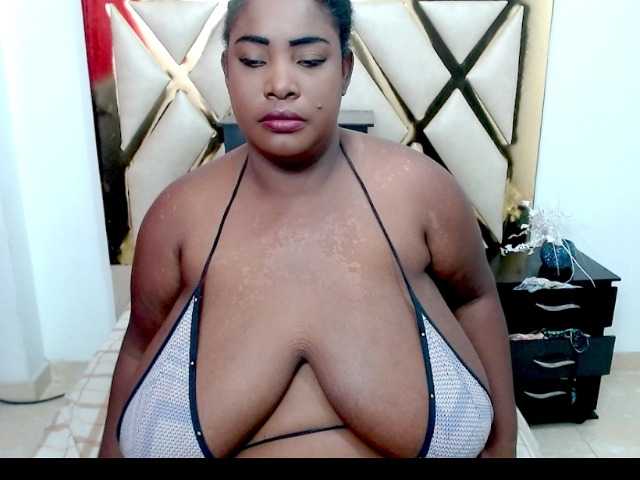 TETONA4U live cam on BongaCams