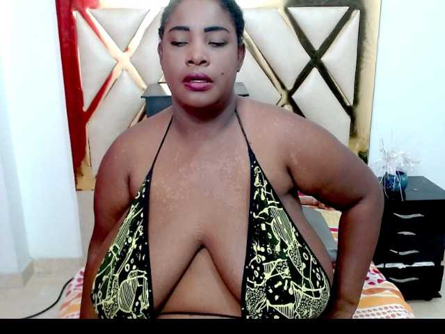 TETONA4U live cam on BongaCams
