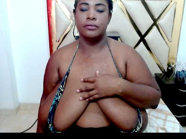 TETONA4U live cam on BongaCams