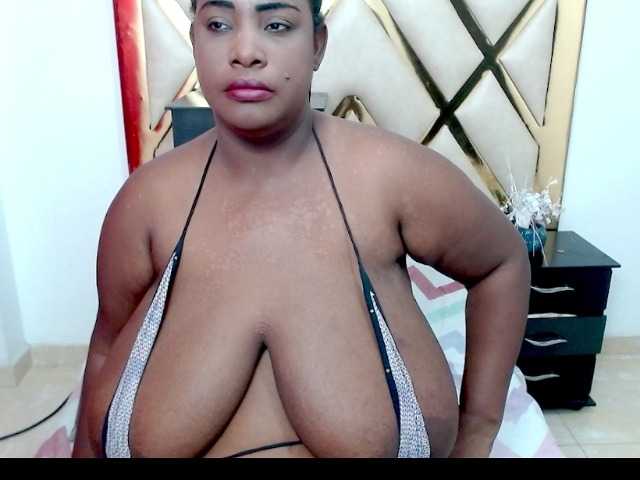 TETONA4U live cam on BongaCams