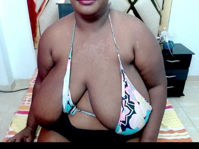 TETONA4U live cam on BongaCams