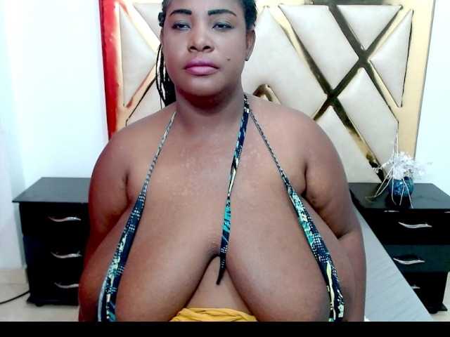 TETONA4U live cam on BongaCams