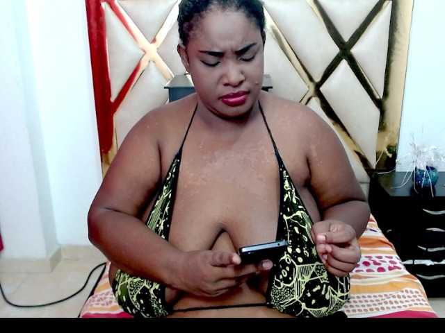 TETONA4U live cam on BongaCams
