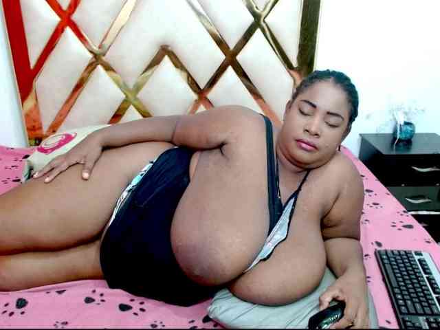 Modelo: TETONA4U