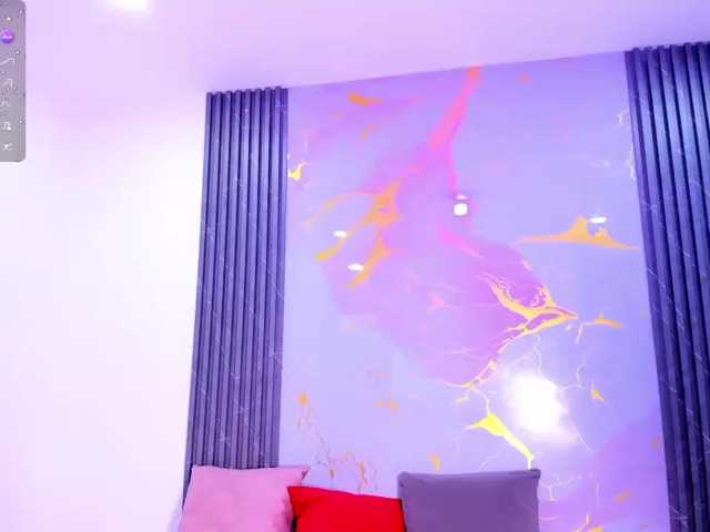NalaaGreyy live cam on BongaCams