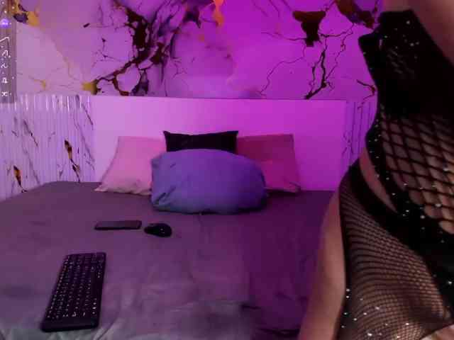 nalaagreyy's live room
