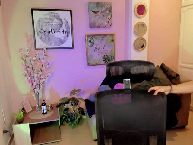 EmmaWatson live cam on BongaCams