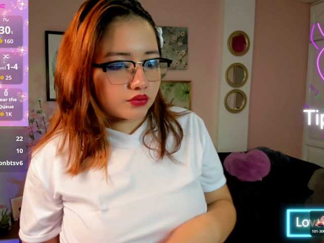 EmmaTswason live cam on BongaCams