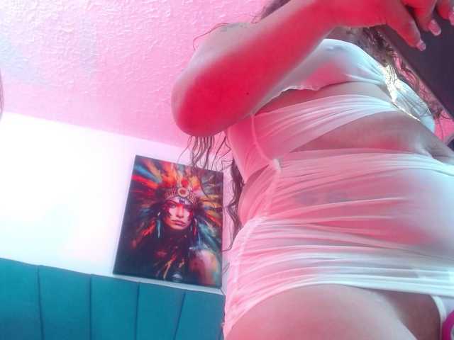 Arii-wish live cam on BongaCams