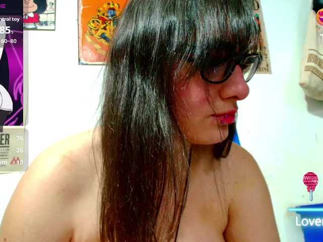 Ellaa-honey live cam