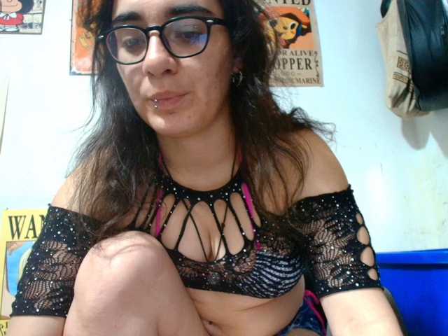Ellaa_honey