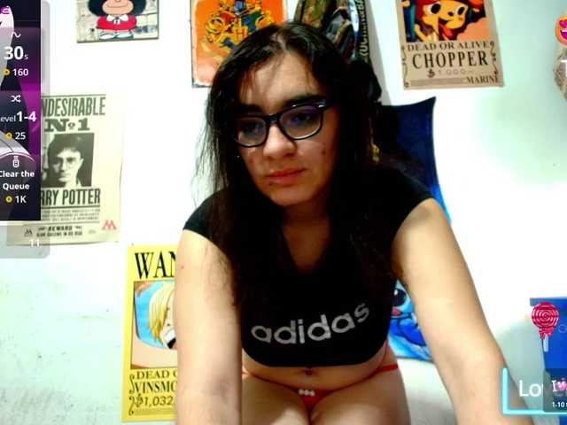 Ellaa-honey live cam on BongaCams